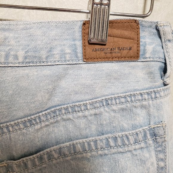 American Eagle Hi-Rise Festival Light Wash Distressed Shorts - Picture 5 of 11